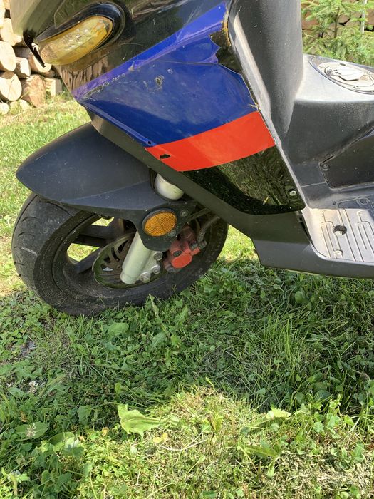 Vand scuter marca BENELLI