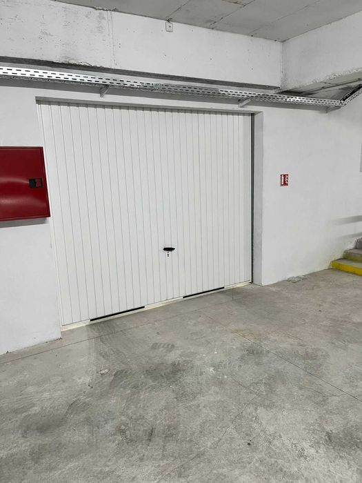 Дава се под наем Гараж / Паркомясто в Варна, Гранд Мол Варна - 31 кв.м за 153 € - Снимка #5