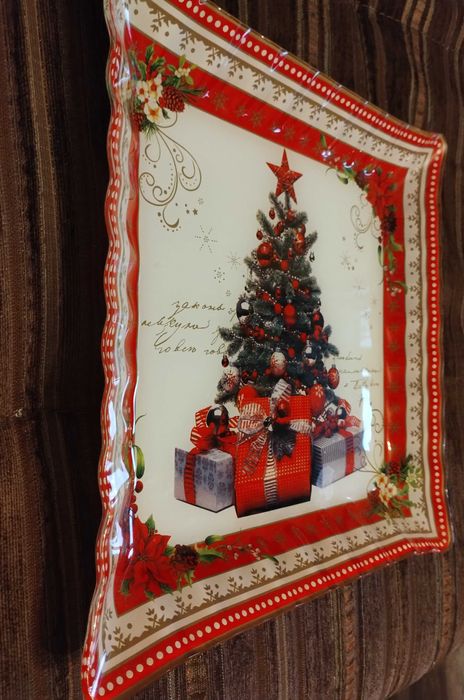 Стъклено коледно плато