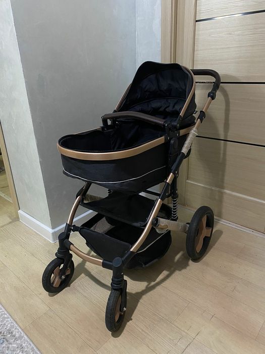 Продам коляску в хорошем состоянии