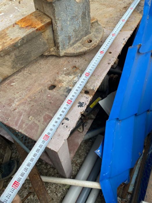 Стол железный рабочий