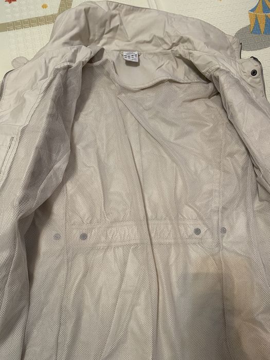 Ветровка Adidas оригинал. Размер 46.