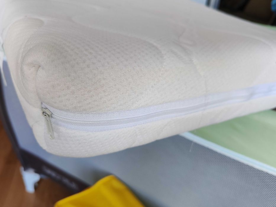 Сгъваема кошара Cam Daily Plus Orso Luna с 2 допълнителни матрака