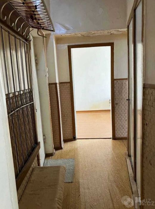 Юнусабад 4, 2/4/4, СВЕРДЛОВСКАЯ КИРПИЧНЫЙ Раздельная 52м2, Ор-р:Биллур