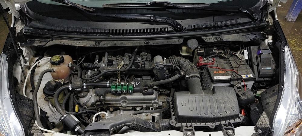 Спарк 1,25 ухоженная,кондёр,пропан-бензин.