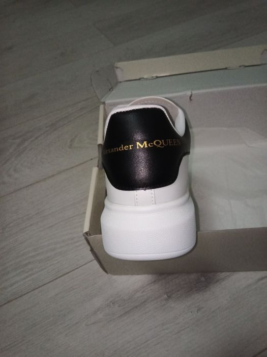 Adidași Alexander McQueen,,. 43