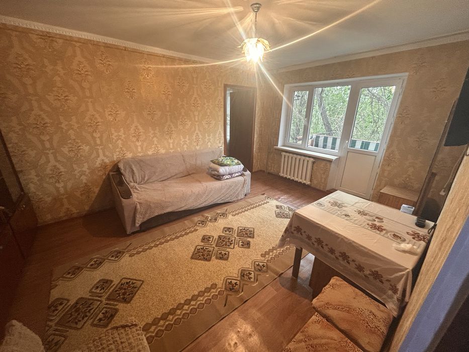 Сдаю 2 ком квартиру