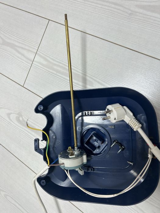 Титан Ariston на запчасти