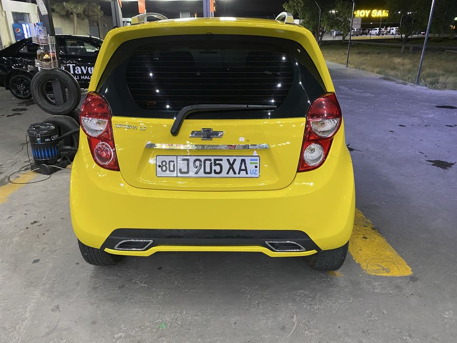 Chevrolet spark sotiladi