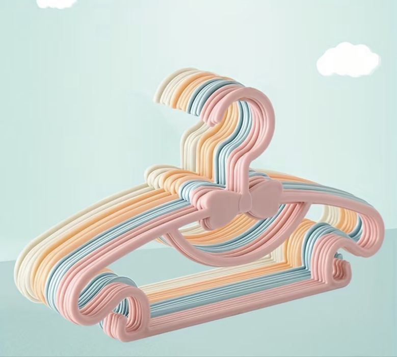 Детские вешалки.