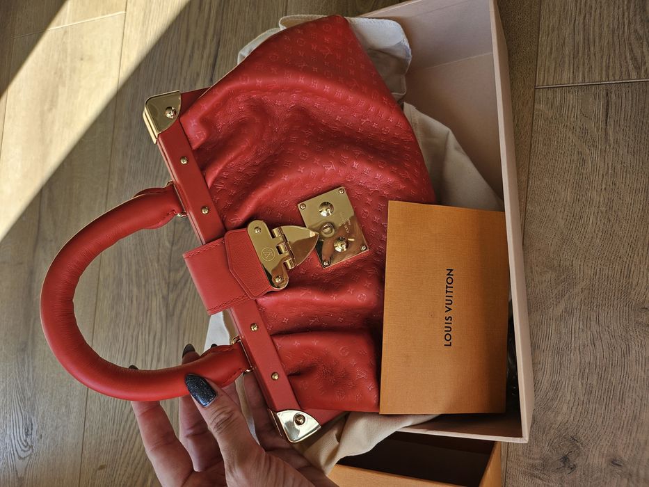 Sale!!! Oргинална чанта Louis Vuitton 2023 / Чисто нова