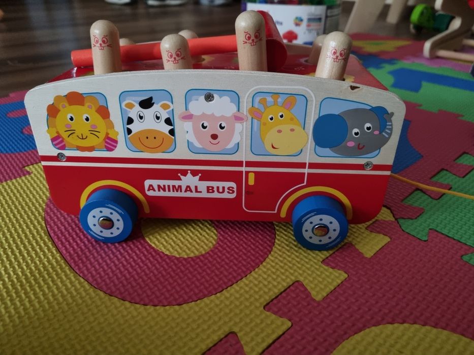 Jucarie Autobuz de lemncu ciocan
