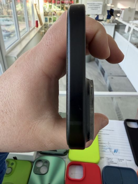 Iphone 15 black 128 GB с гаранция до август 2027