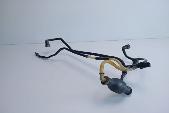 Conducta combustibil cu pompa amorsare  9652448480 Peugeot 308 T7