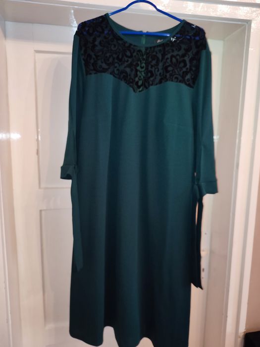 Рокля официална тъмно зелено