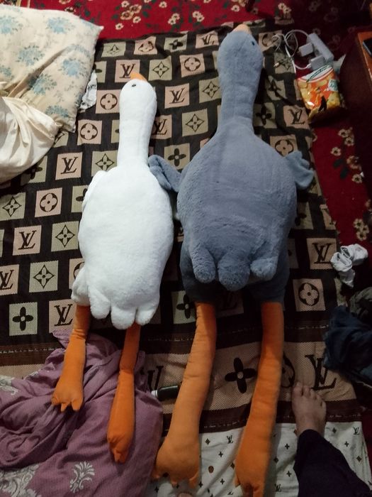 Мягкая игрушка лебеди