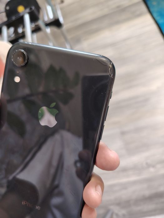 продаётся телефон