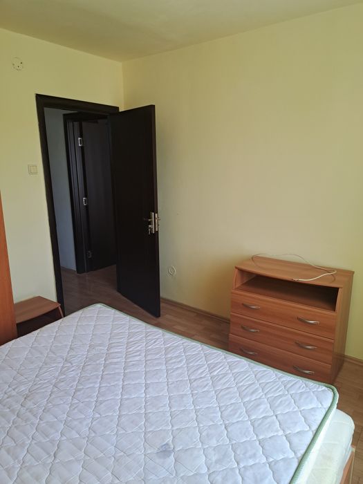 Inchiriez apartament 2 camere