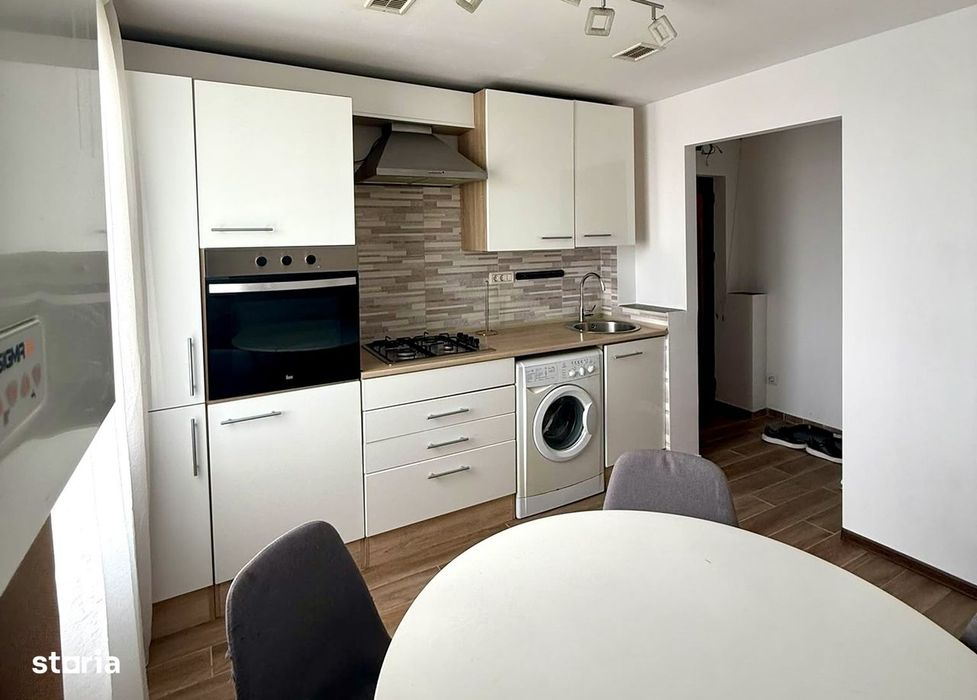 Apartament 3 camere, 60 mp utili, mobilat - central