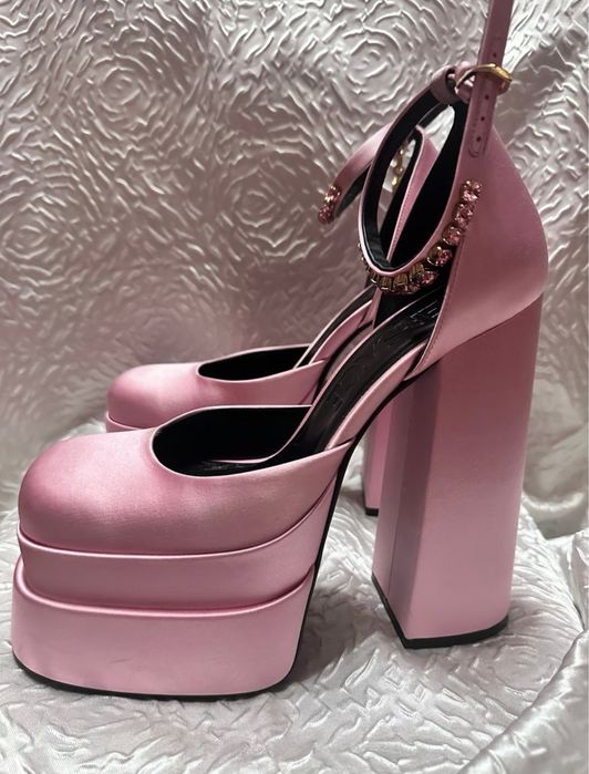 Дамски обувки на ток