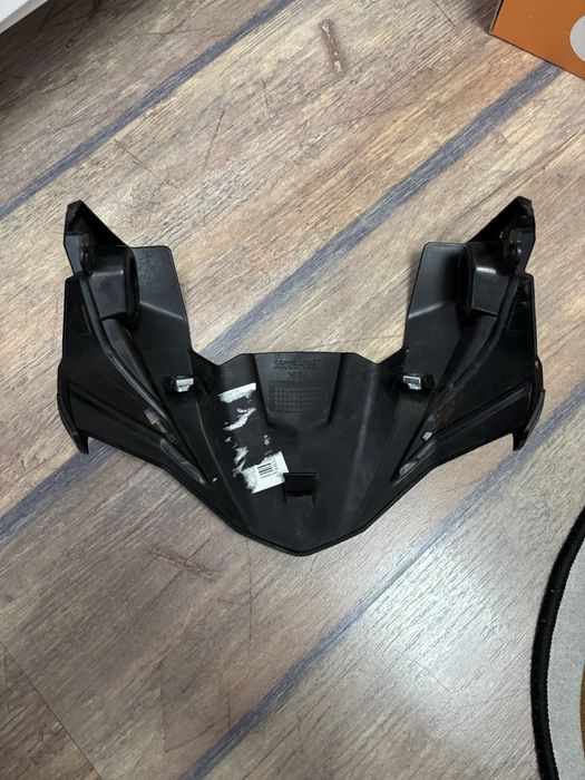 Carcasa far superior kawasaki Z650 2017-2029