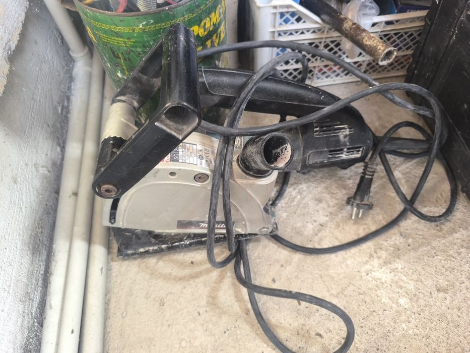 Продам инструменты в хорошем состоянии