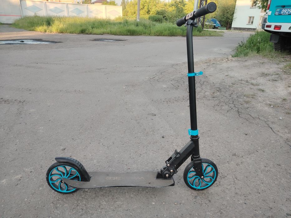 Продам самокат складной