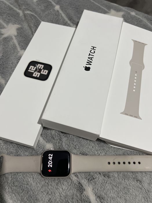 Продаю Apple Watch (оригинал)