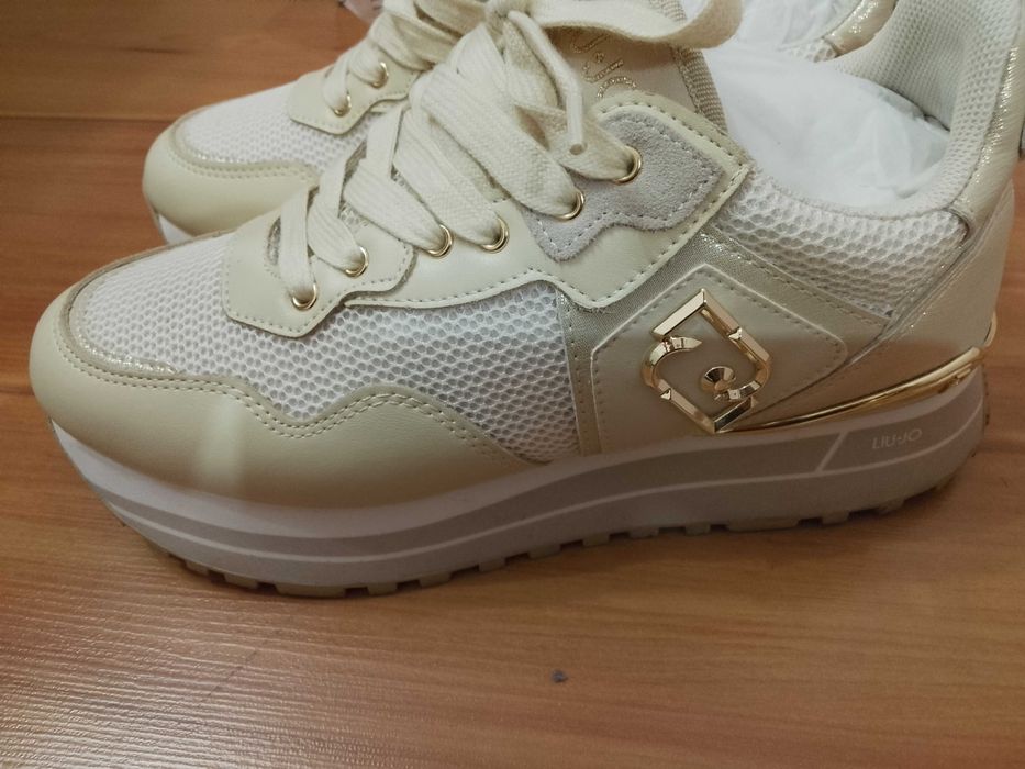 Спортни обувки Liu Jo / сникърси