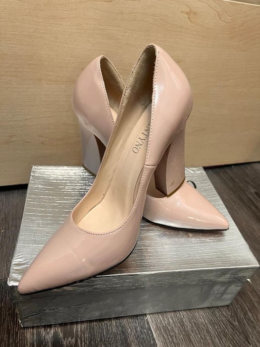 Продам туфли женские