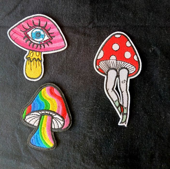 Комплект термозалепващи нашивки (пачове)- Психеделични Гъби