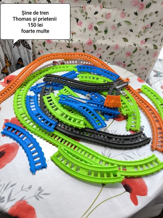 Diferite seturi șine și trenuri Thomas și prietenii, originale