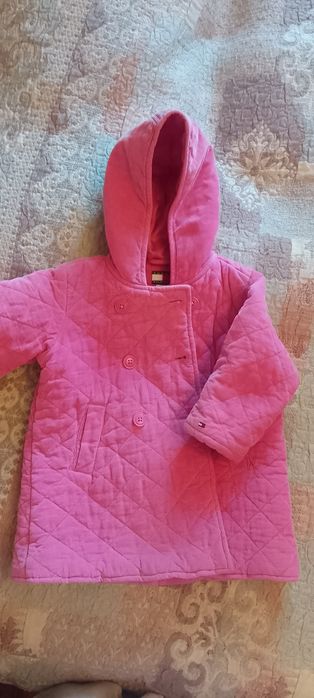 Продам б/у пальто для девочки