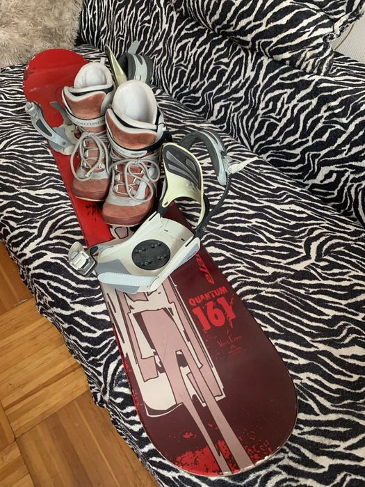 Сноуборд: доска, ботинки, крепления