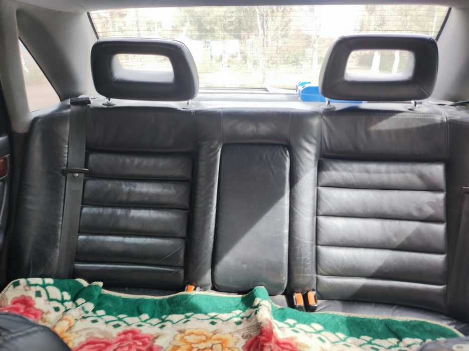 Продам Ауди 100 с 4 2.6
