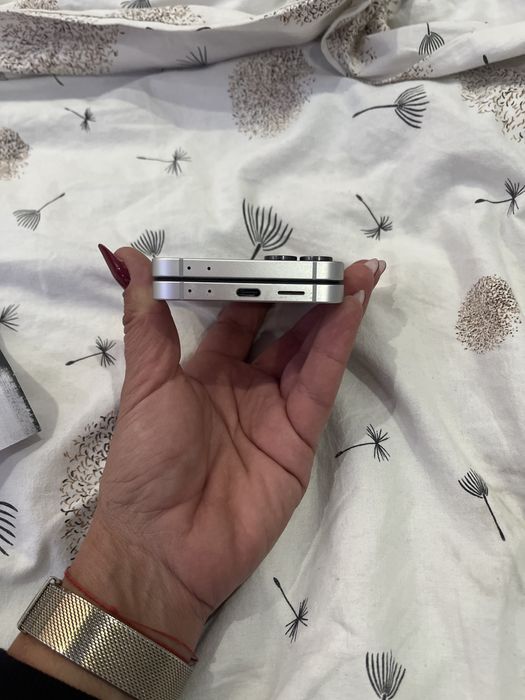 Самсунг Galaxy zflip 7