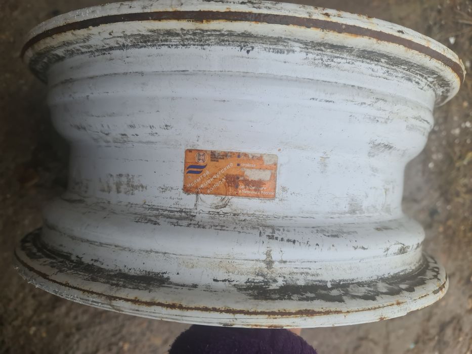 Продам диск ваз.R13