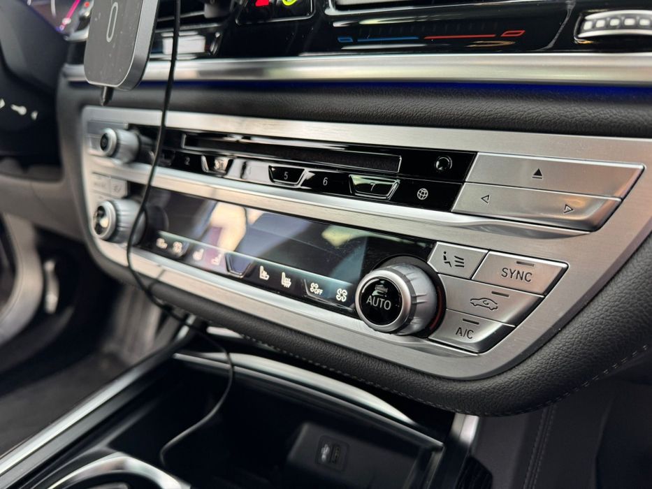 BMW 7 Series 2019 — imagine 5