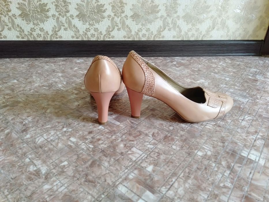 Продам туфли 36 размера
