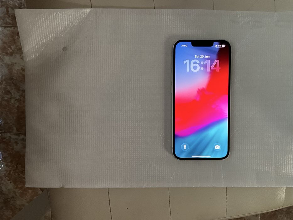 IPhone 17е 256гб Перфектен