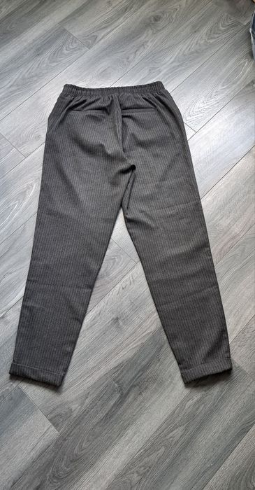 Pantaloni Bershka S