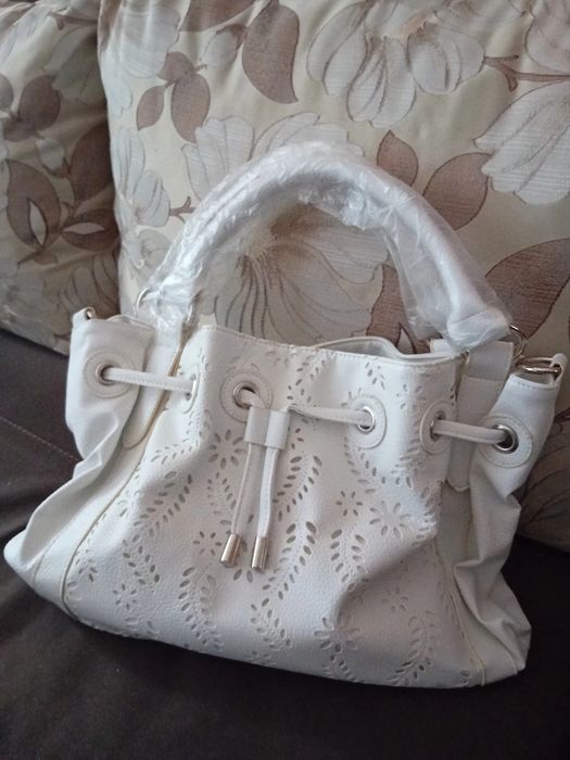 Няколко различни чанти