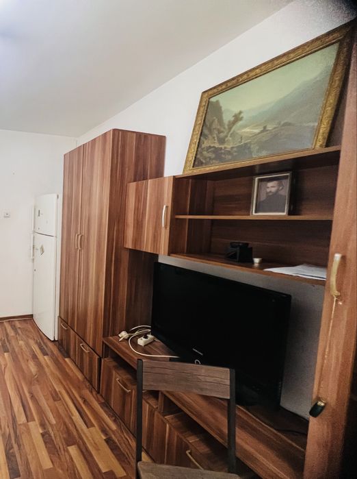 Mobilă + electrocasnice + pat, pachet complet