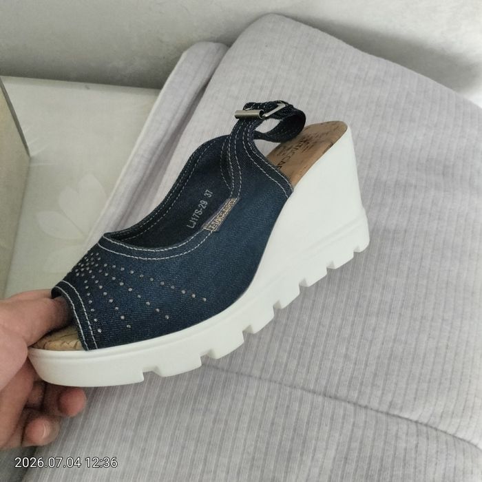 Продаю босаношки