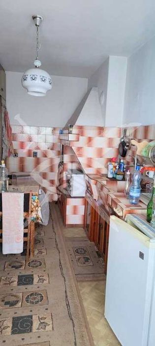 Продава се Многостаен апартамент в Айтос - 200 кв.м за 383 €/кв.м - Снимка #1