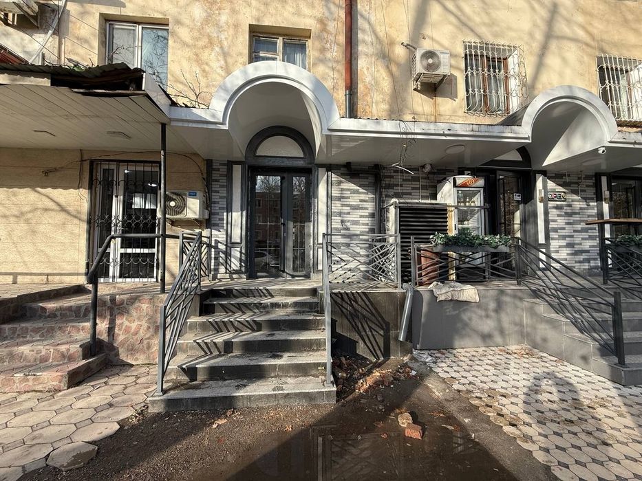 Продаётся Ликвидное Помещение вдоль дороги орн Ракат (N145)