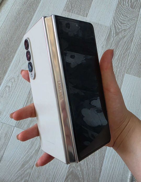 Samsung Galaxy Z Fold 4 256GB