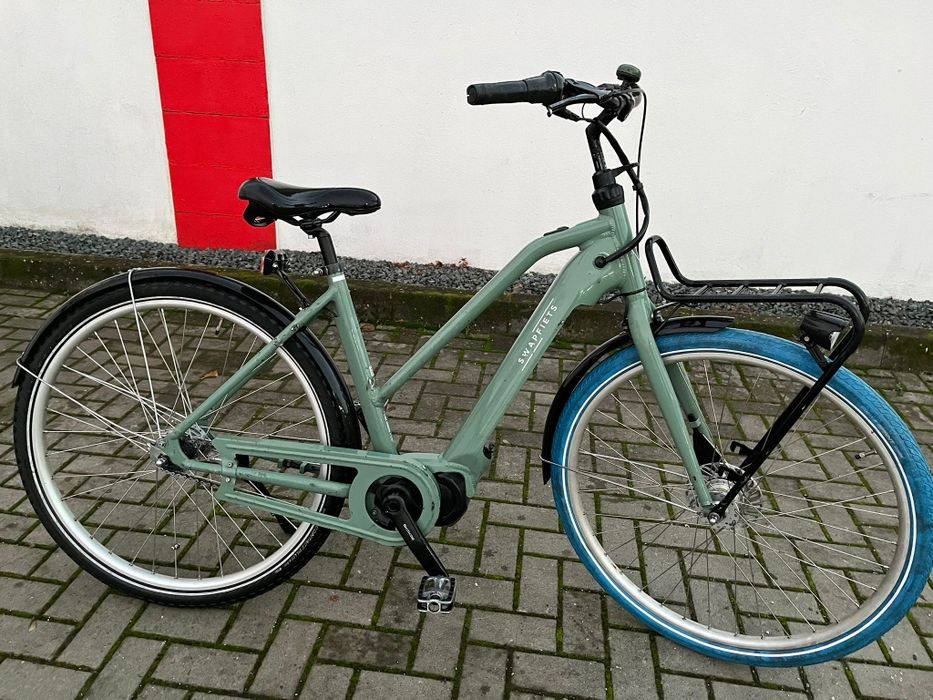 Vind bicicleta electrică  SWAPFIETS