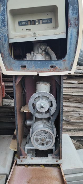 Колонка АЗС, заправочная.