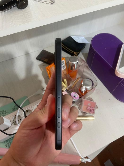 Iphone 16 состояние идеальное